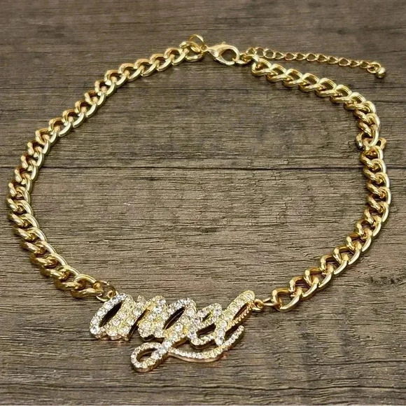 Gold Tone Crystal Studded Angel Pendant Thick Chain Link Necklace - Picture 1 of 2